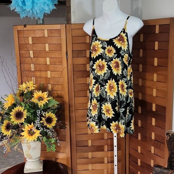 Sunflower print Sundress - Picture 1 of 8